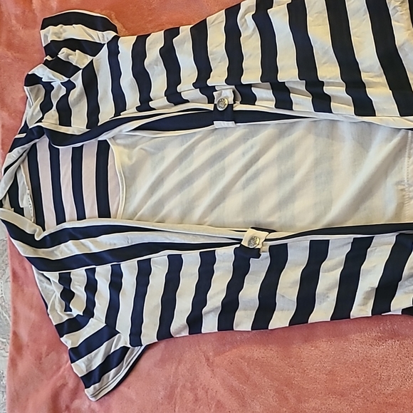 Agenda Large Summer Top - Picture 8 of 10